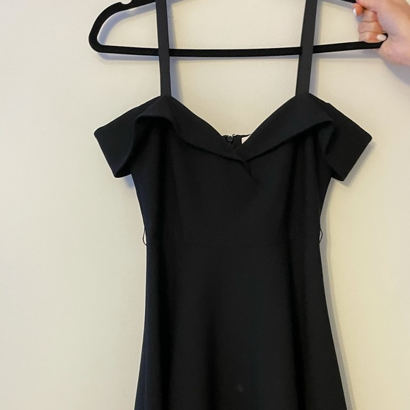 NWT Cinq a Sept Larissa Black Mini Dress size 00 - Picture 7 of 9
